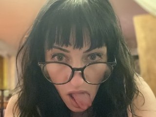 Erotinis vaizdo pokalbis LaylaSquirtet