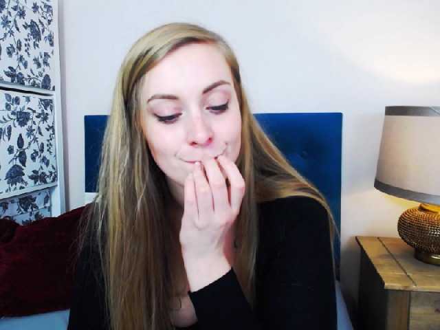 Transliacijos ekrano nuotraukos LeahGoldHair