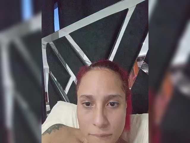 Transliacijos ekrano nuotraukos LeahMassy