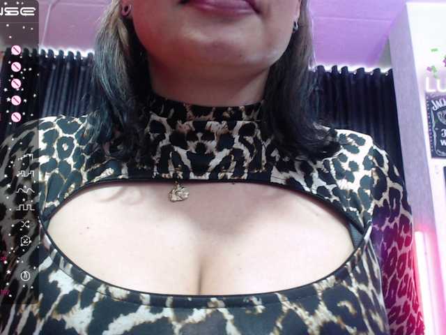 Transliacijos ekrano nuotraukos Leia-bennet