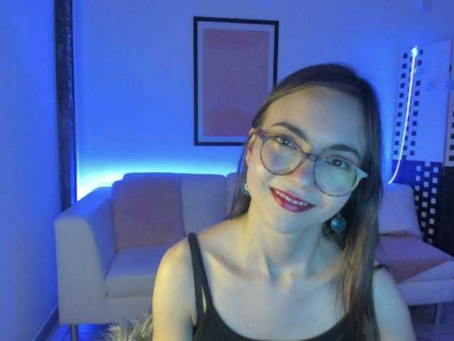 Nuotraukos Leilastar18 #new model welcome in my room lets have #fun togeother #petite #cute #boobs #pvt