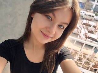 Erotinis vaizdo pokalbis LeonEveret