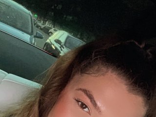 Erotinis vaizdo pokalbis Leslie08