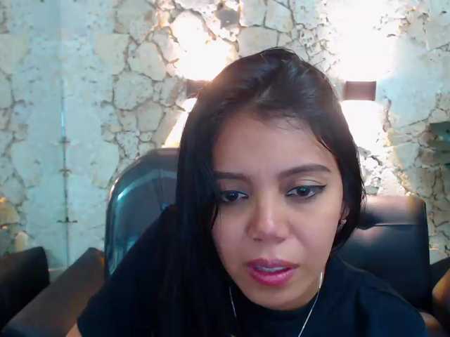 Transliacijos ekrano nuotraukos LeslieYour