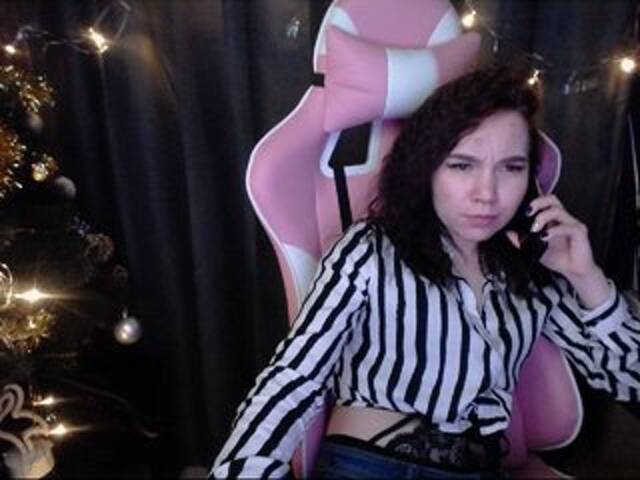 Transliacijos ekrano nuotraukos LessiFox