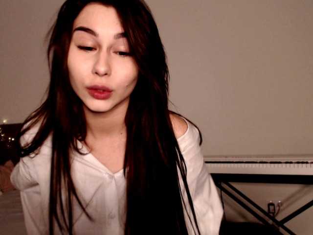 Transliacijos ekrano nuotraukos LeValeriy