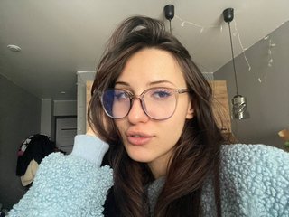 Erotinis vaizdo pokalbis TinyKnock