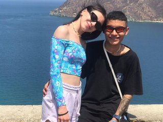 Erotinis vaizdo pokalbis Lexus-scarlet