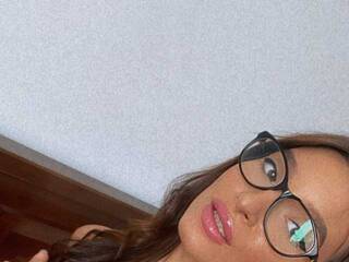 Erotinis vaizdo pokalbis LexyRuss