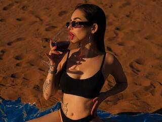 Erotinis vaizdo pokalbis LeylaForever