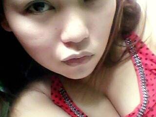 Erotinis vaizdo pokalbis xAsianTitsx