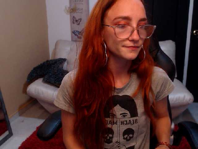 Nuotraukos Liahilton hi guys im the girl of dreams so lets get naughty LUSH ON
