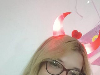 Erotinis vaizdo pokalbis liaMonroe