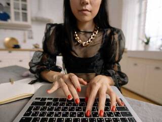 Erotinis vaizdo pokalbis LicaBlack