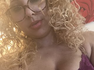 Erotinis vaizdo pokalbis lickablelopez