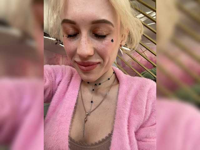 Transliacijos ekrano nuotraukos LiiBaby