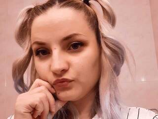 Erotinis vaizdo pokalbis LilaMoon