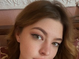 Erotinis vaizdo pokalbis LilianLovee