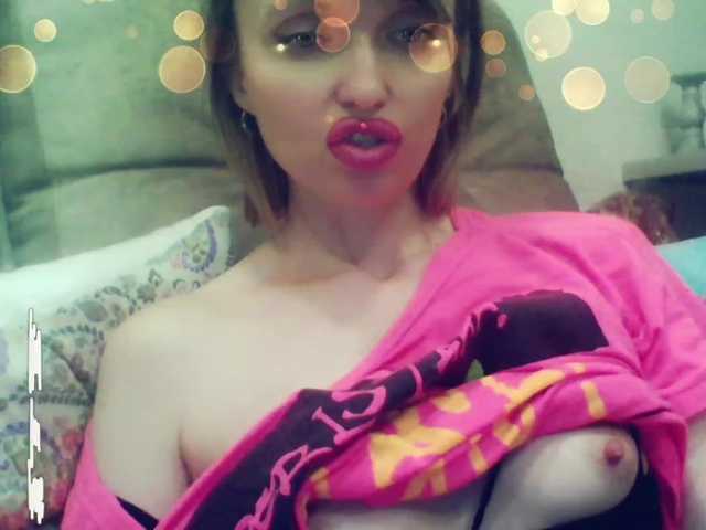 Nuotraukos lilisexy14 Hello! I'm Lilya! Delicious and juicy blowjob with saliva and deepthroat with dildo 222, 0 already earned, I need 222 more tokens to complete countdown!