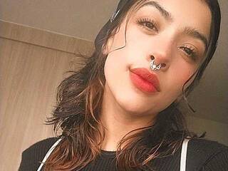 Erotinis vaizdo pokalbis Lilith-Blue