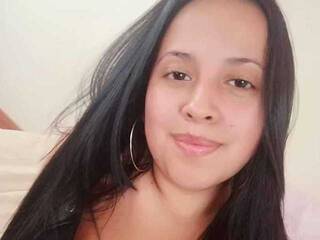 Erotinis vaizdo pokalbis Lilith-Jones