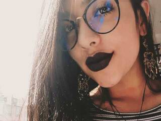 Erotinis vaizdo pokalbis Lilith-Sin