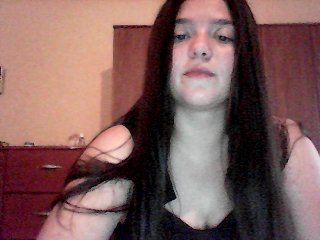 Nuotraukos Lilith2000 show tits 5tk, show ass 10 tk, show naked body 15 tk, open yo ur camera for 30 tk no tokens no show