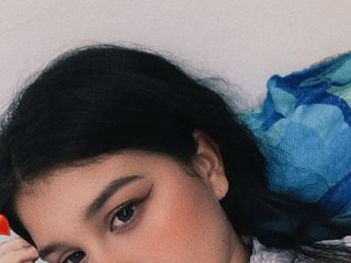 Erotinis vaizdo pokalbis Lilly-depp