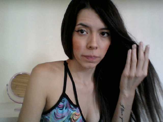 Transliacijos ekrano nuotraukos LillyBrooks