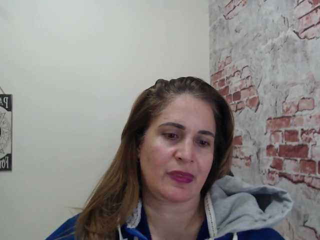 Transliacijos ekrano nuotraukos Lily-Sunders