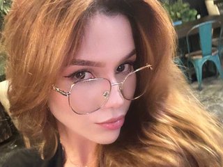 Erotinis vaizdo pokalbis lilyeaston