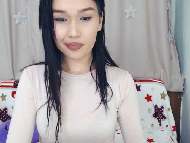 Nuotraukos LinYao i am quite naughty today, lets play :)...my private is open :) #asian