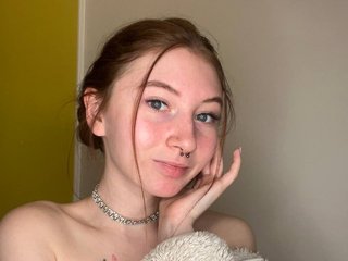 Erotinis vaizdo pokalbis Liramoon