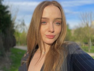 Erotinis vaizdo pokalbis LisaMarley