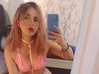 Erotinis vaizdo pokalbis LITTLE-SIN