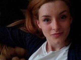 Erotinis vaizdo pokalbis littlemarry