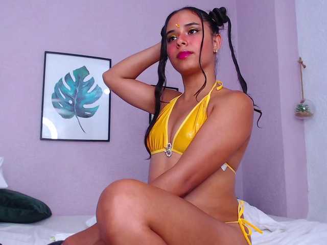 Nuotraukos Littlemily Spread my pussy in doggy without panty! 0/ 99 #teen #latina #littletits #Lovense