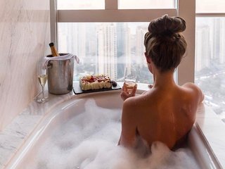 Erotinis vaizdo pokalbis LittleRedMe