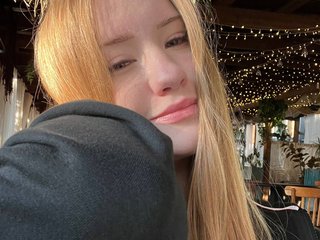 Erotinis vaizdo pokalbis LizethHanry