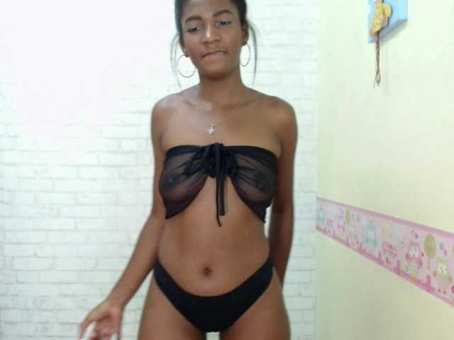 Transliacijos ekrano nuotraukos Lizzie-Clark