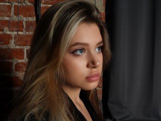 Erotinis vaizdo pokalbis llittleggerrl