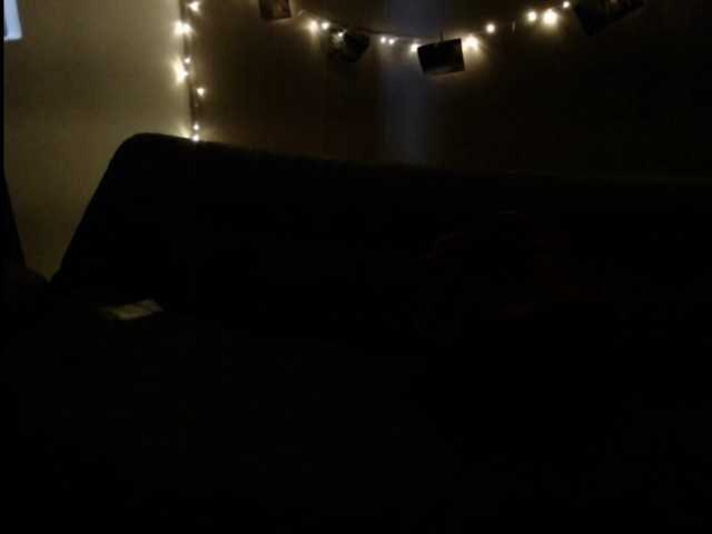 Transliacijos ekrano nuotraukos LoganyMelanni