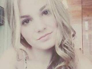 Erotinis vaizdo pokalbis lolaangel