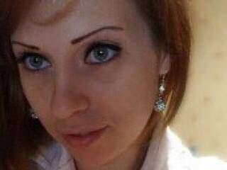 Erotinis vaizdo pokalbis lolamartina