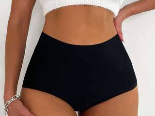 Erotinis vaizdo pokalbis LolaMyst