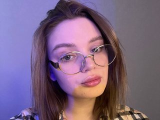 Erotinis vaizdo pokalbis LoltaAmpy