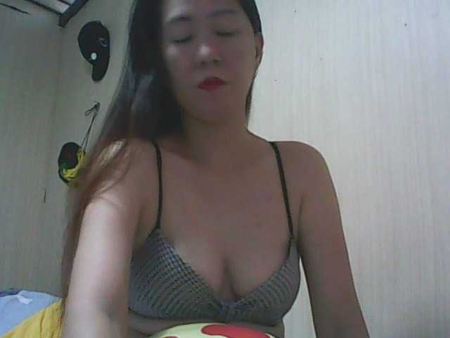 Nuotraukos LonelyGeleen #HELLO GUY'S..JUST DROP ME SOME TOKEN IF U WANT TO SEE MORE OF ME :):)