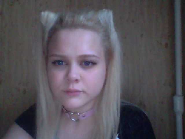 Transliacijos ekrano nuotraukos M_O_L_L_I