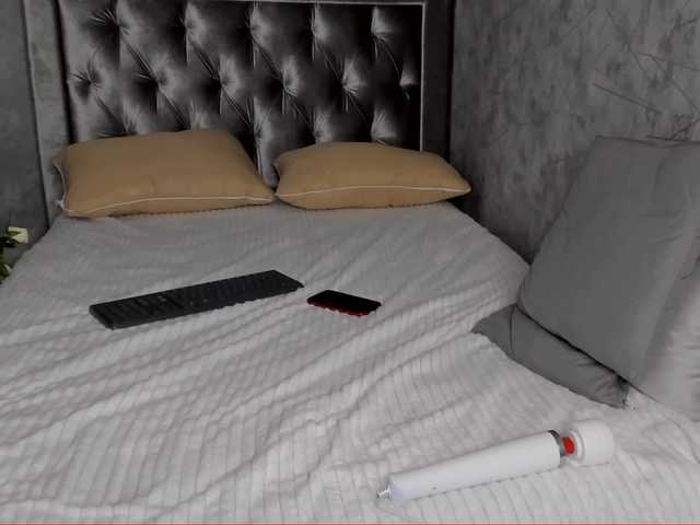 Transliacijos ekrano nuotraukos LoraBluX