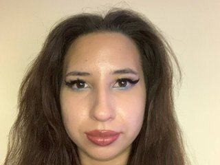 Erotinis vaizdo pokalbis LorineBramel